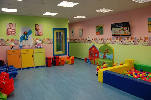 Escuela Infantil Bilingüe Os Pequerrechos- Ronda de Outeiro - A Coruna