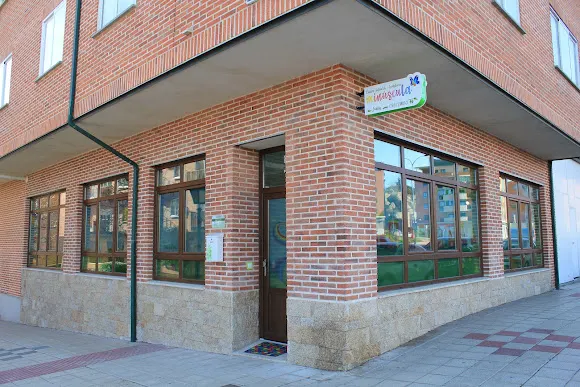 GUARDERÍA / LUDOTECA MINÚSCULA (ÁVILA)