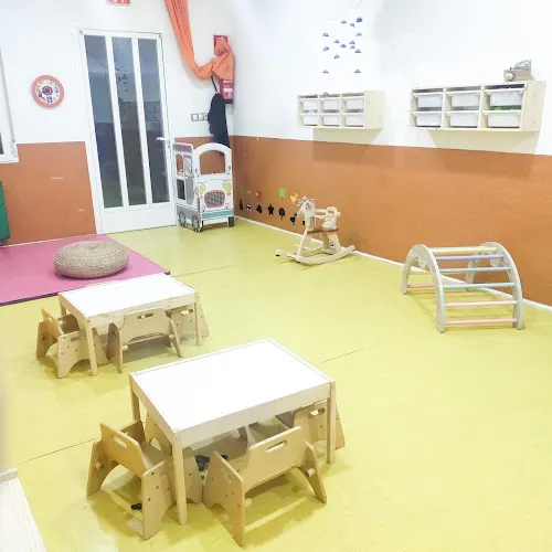 Centro Privado De Educación Infantil La Casita Encantada - Valdemoro