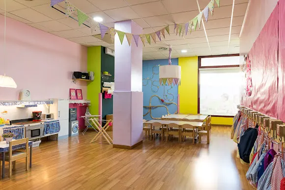 Escola Bressol Colorins