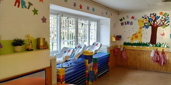 Escuela Infantil Dina Condado - Madrid