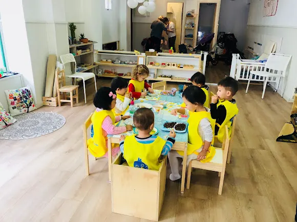 Montessori Baby House