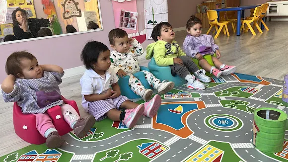 Escuela Infantil LITTLE WITCH Arroyomolinos - Arroyomolinos