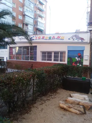 Escuela infantil Tobogán