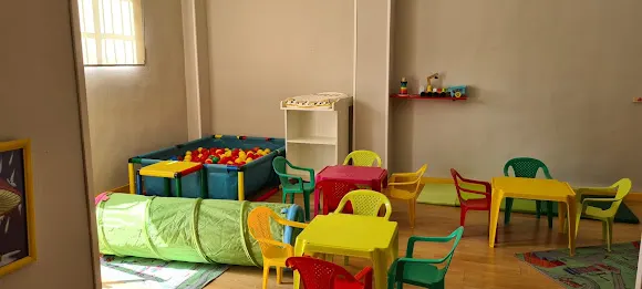 Centro de Educación Infantil Pezqueñitos - Linares