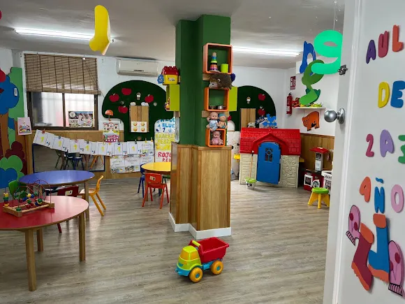 Centro Infantil Europa - Centro de educación preescolar en Torre del Campo