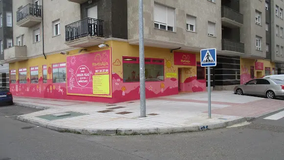 Escuela Infantil Pequelandia - León
