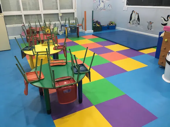 Escuela Educación Infantil La Gran Familia - Alcalá de Henares
