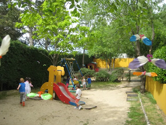 Escuela de Educación Infantil la Dehesa - El Escorial