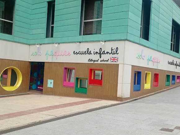 ESCUELA INFANTIL BILINGÜE SOLO PEQUES