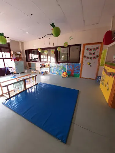 Escuela Infantil Trébol - Pinto