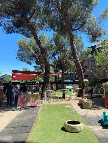 Escuela Infantil Yellowstone