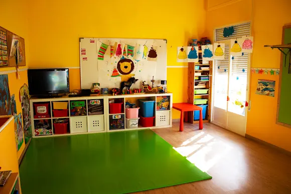 Escuela Infantil Little FEM