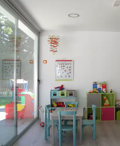 Tiny's. Centro Infantil Bilingüe - Centro de educación preescolar en Marbella