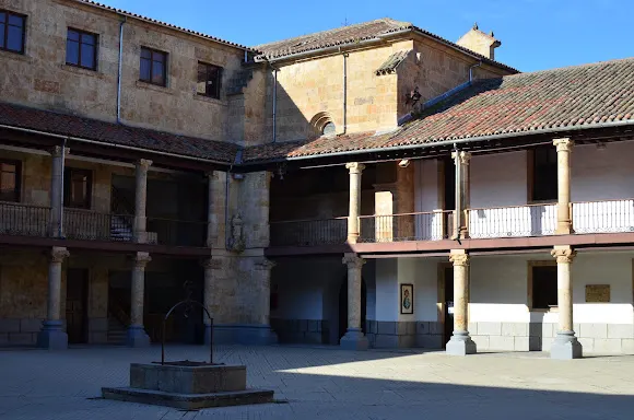 Centro Concertado Sagrada Familia - Siervas