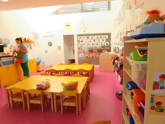 ESCUELA INFANTIL EL ACEBUCHE