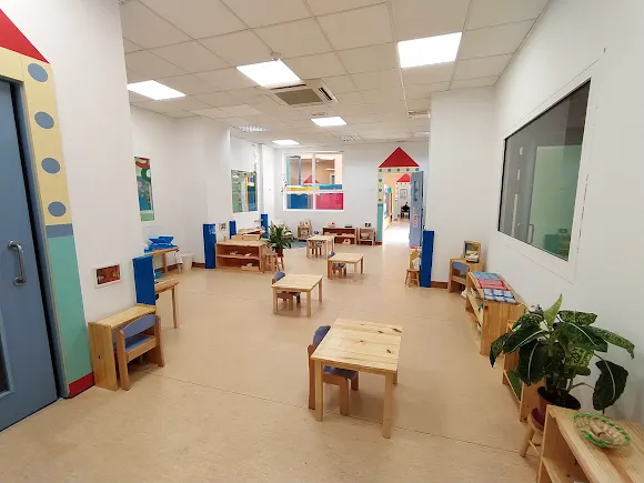 BABY IALE INFANT SCHOOL - Valencia
