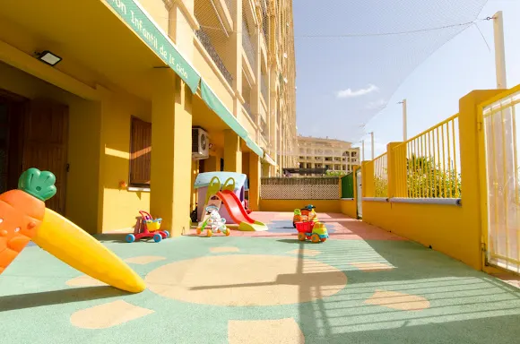 Escuela infantil amics playa - Alboraya