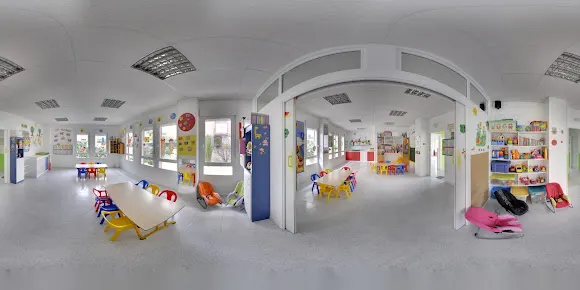 Escuela Infantil "Pequeña Luna"
